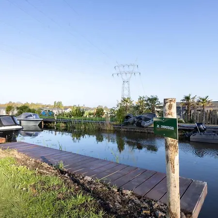 Tiny House With Forest View In - Tuin Keet - 27 بيت للعطل *